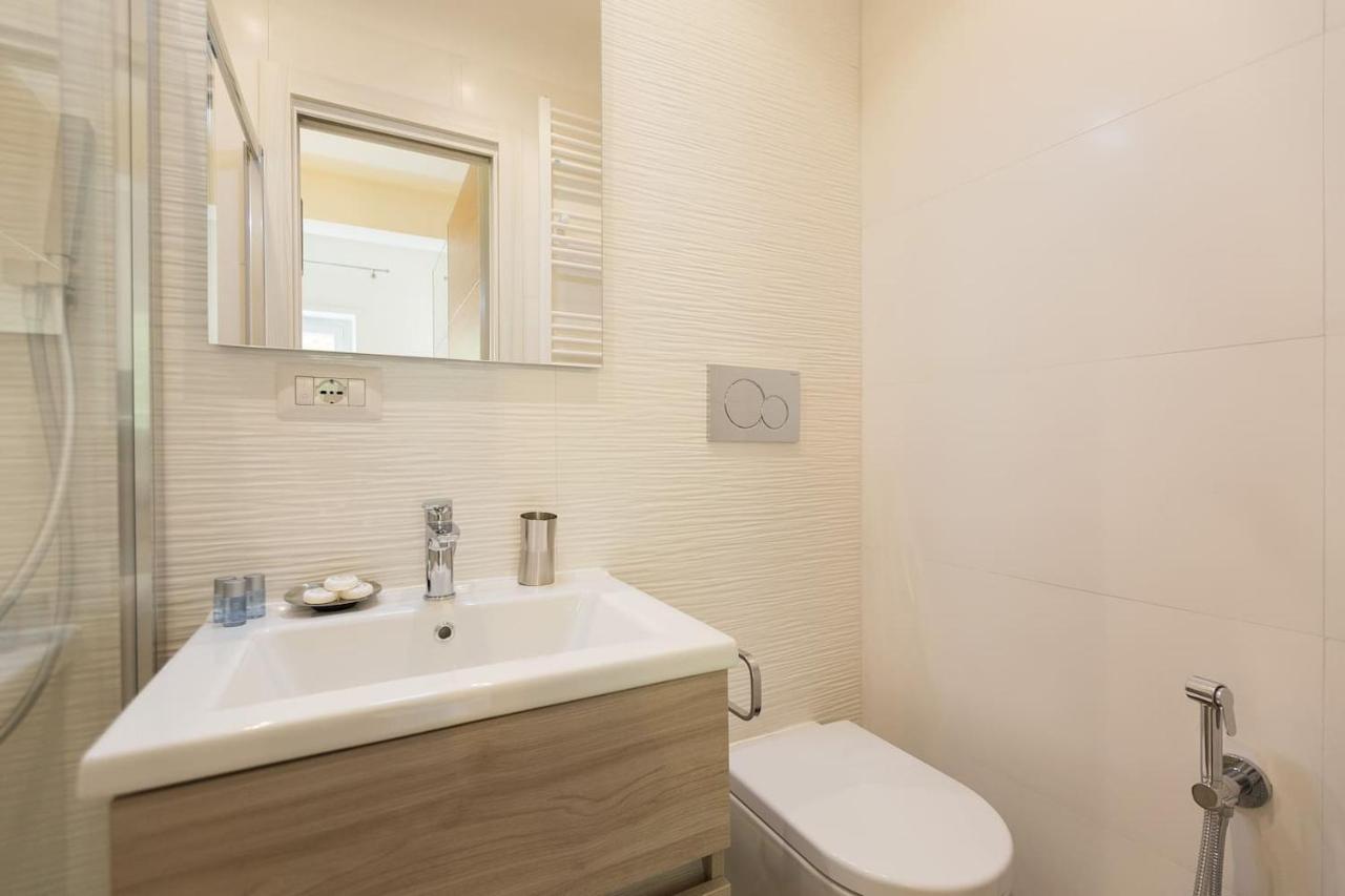 Lovely New Apartament, Viale Trastevere Rome Exterior photo
